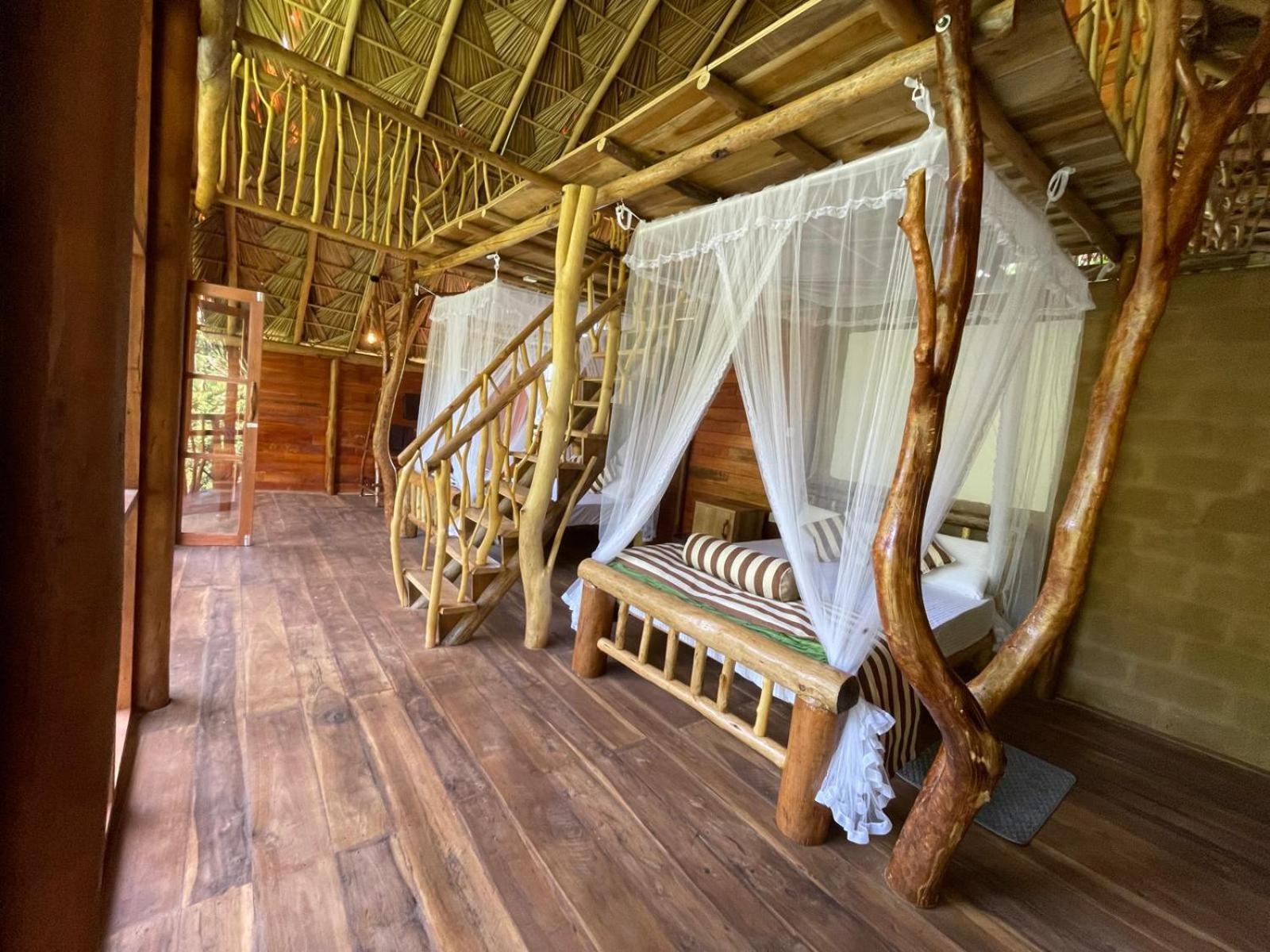 Wood Palace 埃拉 外观 照片