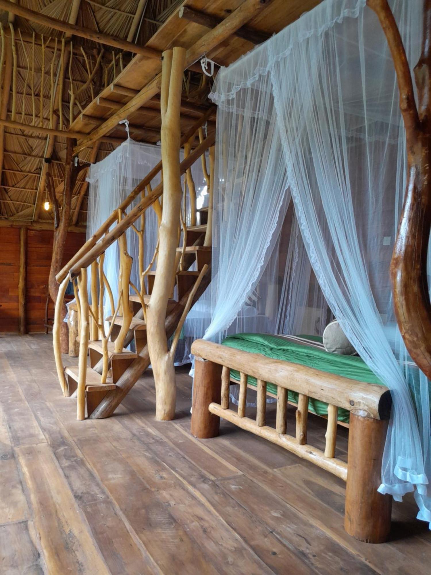 Wood Palace 埃拉 外观 照片